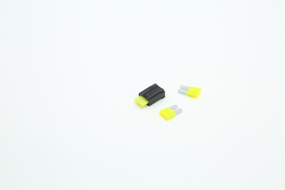2 4 دبوس أسود 60 فولت بطاقة PCB حامل فيوز ATO ATU ATC معيار للسيارات